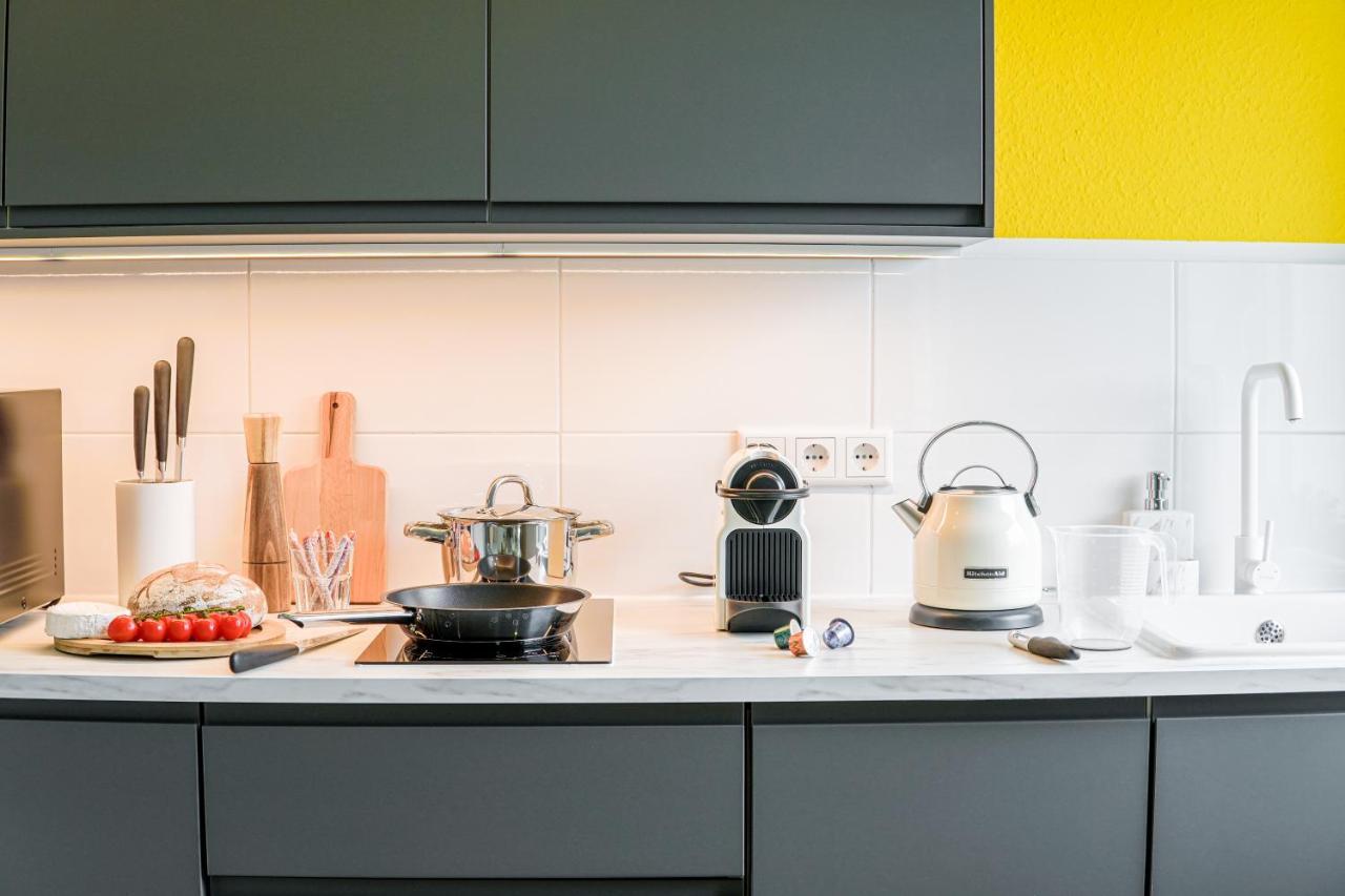 Homefy Come-Together Apartment - Balkon - Aufzug - Free Parking - Smart Tvs เอสเซน ภายนอก รูปภาพ