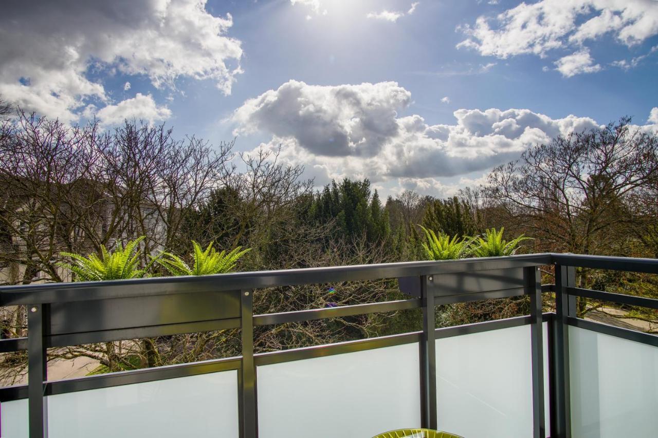 Homefy Come-Together Apartment - Balkon - Aufzug - Free Parking - Smart Tvs เอสเซน ภายนอก รูปภาพ