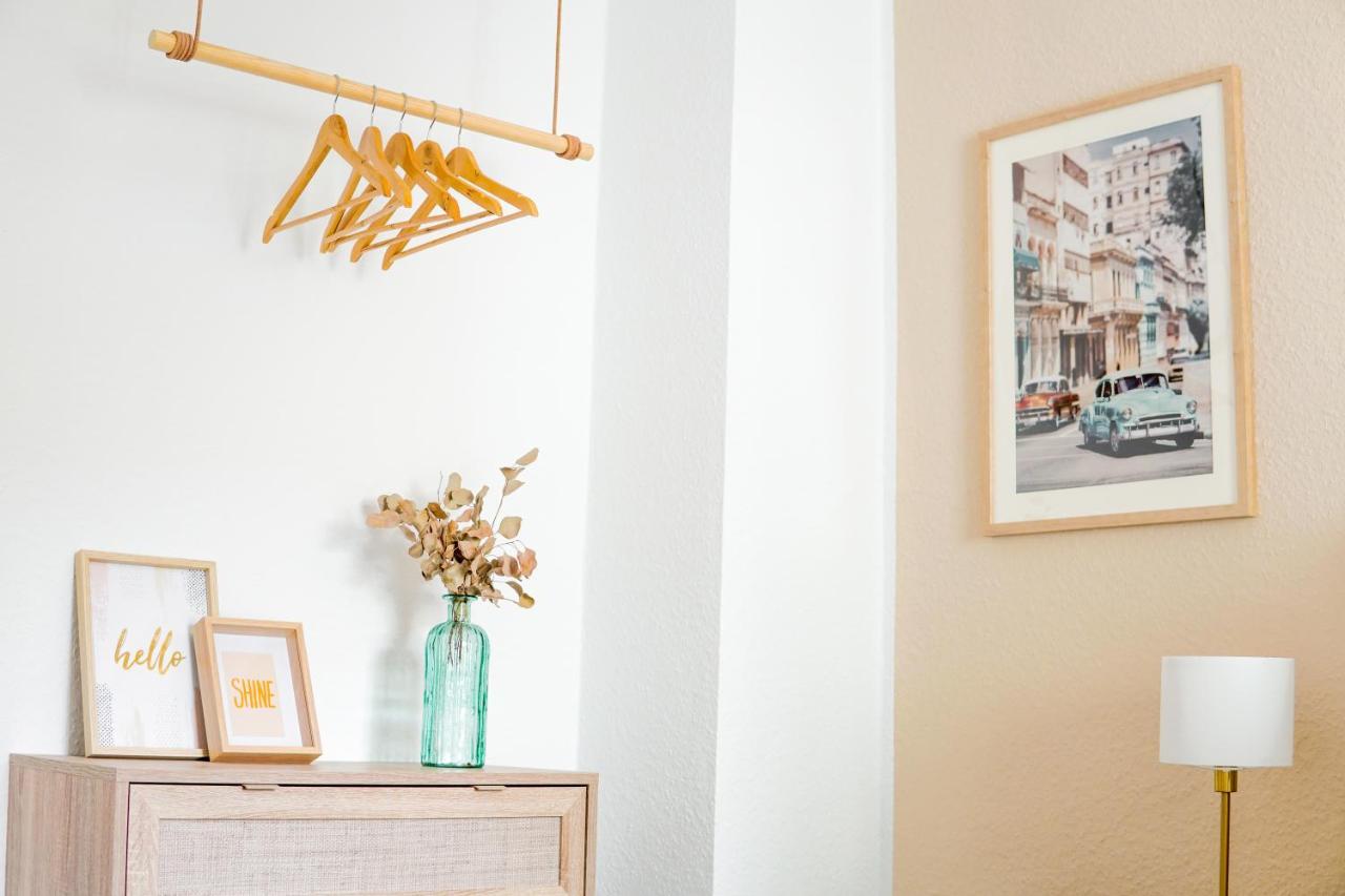 Homefy Come-Together Apartment - Balkon - Aufzug - Free Parking - Smart Tvs เอสเซน ภายนอก รูปภาพ