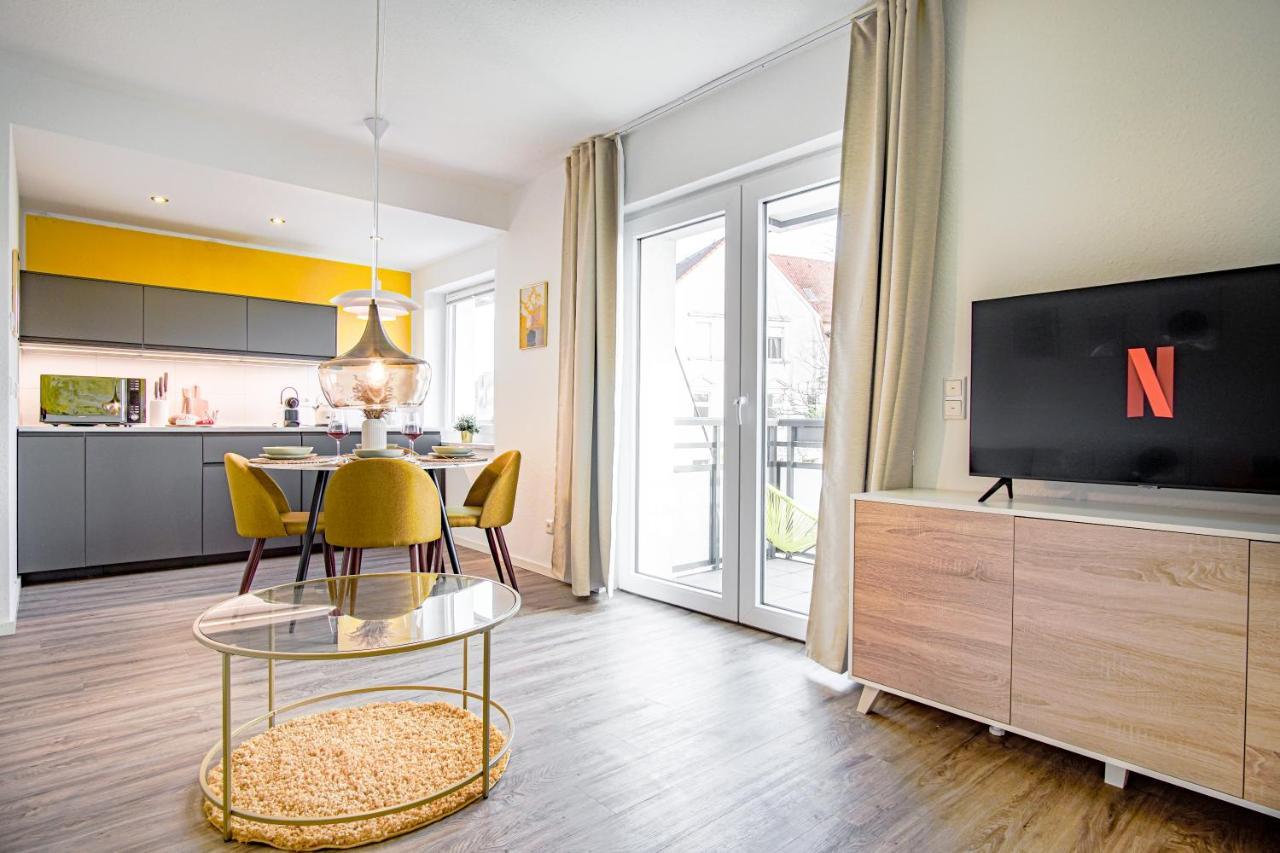Homefy Come-Together Apartment - Balkon - Aufzug - Free Parking - Smart Tvs เอสเซน ภายนอก รูปภาพ